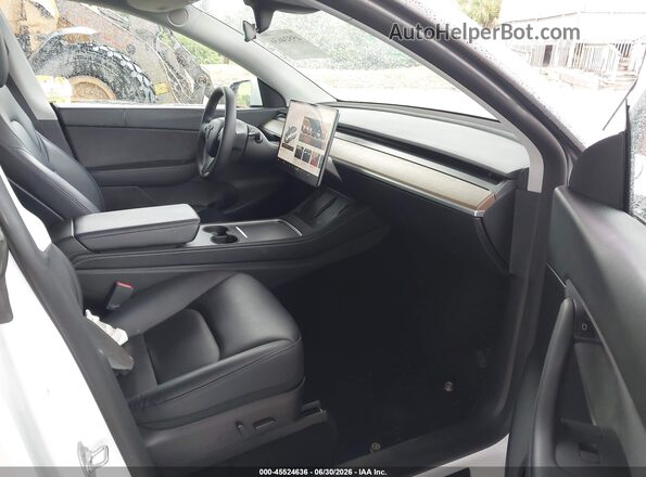 7SAYGDEF1NF517533 2022 TESLA MODEL Y White Widok wnętrza z przodu