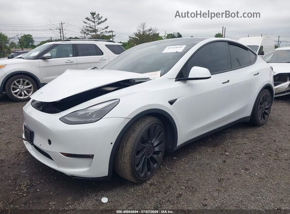 7SAYGDEF1NF540956 2022 TESLA MODEL Y White Առջևի ձախ երեք քառորդ տեսարան