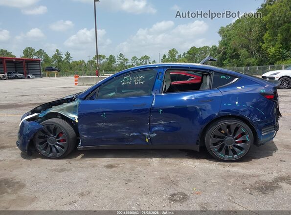 7SAYGDEF1NF562617 2022 TESLA MODEL Y Blue 360 interior view