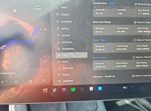 7SAYGDEF1PF856893 2023 TESLA MODEL Blue Widok zestawu wskaźników