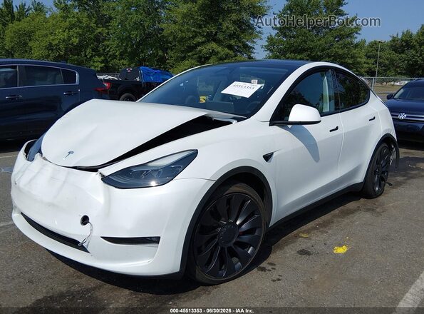 7SAYGDEF1PF868932 2023 TESLA MODEL Y White Передня ліва чверть