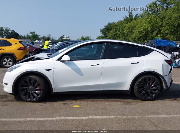 7SAYGDEF1PF868932 2023 TESLA MODEL Y White Вид задньої частини салону