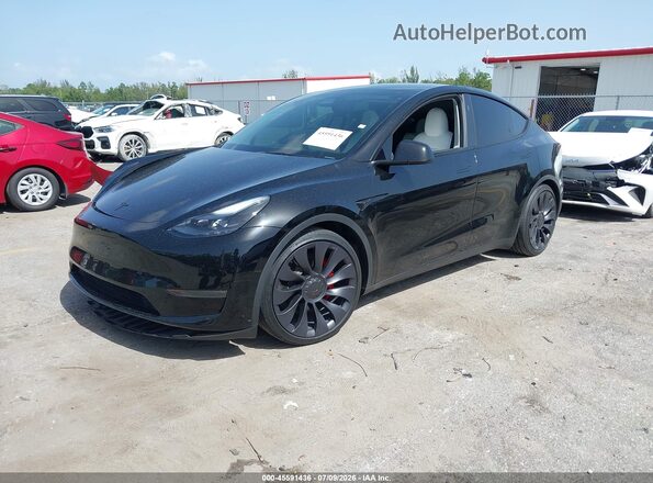7SAYGDEF2RA296673 2024 TESLA MODEL Y Black Vista tres cuartos delantera izquierda