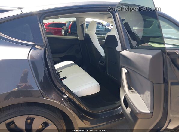 7SAYGDEF2SF311570 2025 TESLA MODEL Y Черный Вид наклейки с VIN-кодом