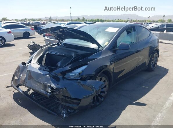 7SAYGDEF2SF311570 2025 TESLA MODEL Y Черный Передняя левая четверть