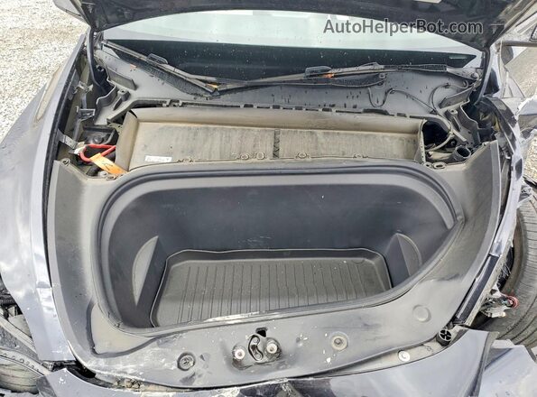 7SAYGDEF3RF066031 2024 TESLA MODEL Угольный Вид подкапотного пространства
