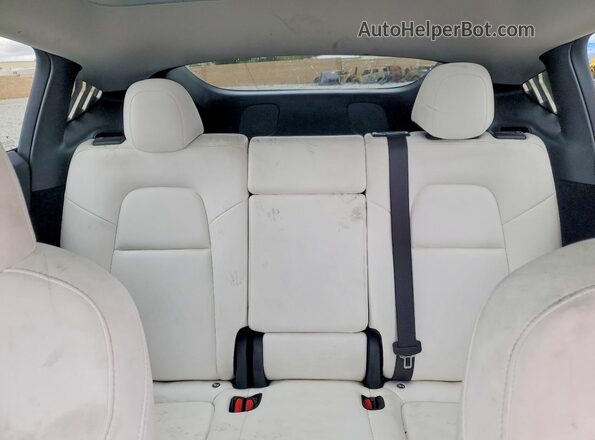 7SAYGDEF3RF066031 2024 TESLA MODEL Угольный Вид задних сидений
