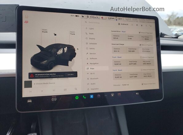 7SAYGDEF3RF155873 2024 TESLA MODEL Gray Instrument cluster view