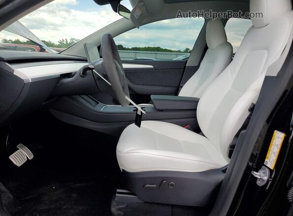 7SAYGDEF3SA343294 2025 TESLA MODEL Black Vista interior delantera