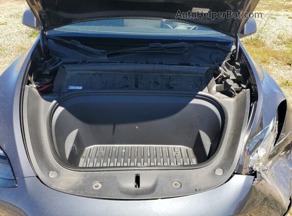 7SAYGDEF4NF383312 2022 TESLA MODEL Gray Rear interior view
