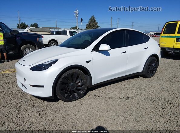 7SAYGDEF5NF396201 2022 TESLA MODEL Y White Առջևի ձախ երեք քառորդ տեսարան