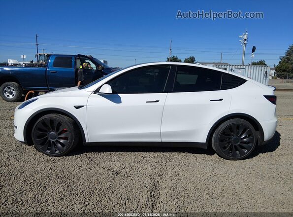 7SAYGDEF5NF396201 2022 TESLA MODEL Y White Սալոնի 360 աստիճան տեսք
