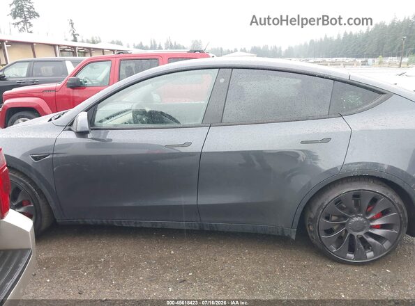 7SAYGDEF5NF397459 2022 TESLA MODEL Y Gray Սալոնի հետևի տեսք