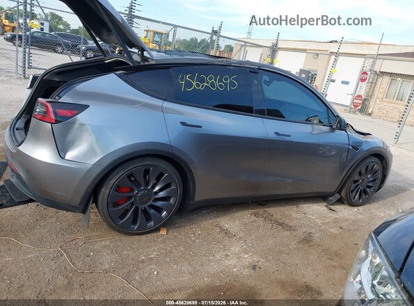 7SAYGDEF5RA309948 2024 TESLA MODEL Y Gray Vista del cuadro de instrumentos