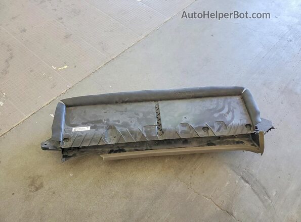 7SAYGDEF5RA330539 2024 TESLA MODEL Charcoal Widok komory silnika