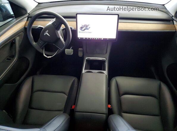 7SAYGDEF5RA330539 2024 TESLA MODEL Charcoal Widok deski rozdzielczej