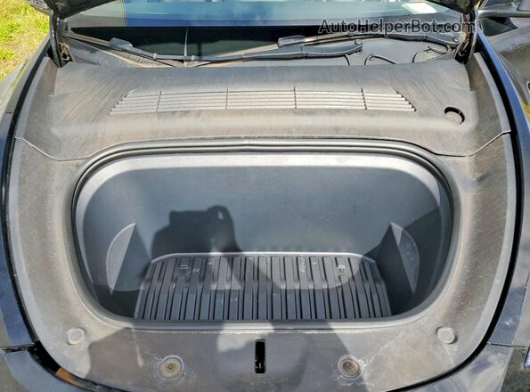 7SAYGDEF6PF666975 2023 TESLA MODEL Black Widok komory silnika
