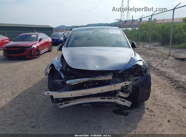 7SAYGDEF6RA320277 2024 TESLA MODEL Y Gray Widok zestawu wskaźników