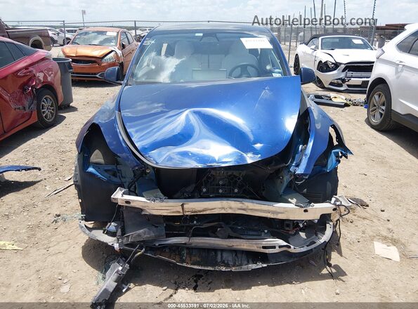 7SAYGDEF7NF529914 2022 TESLA MODEL Y Blue წინა პანელის ხედი
