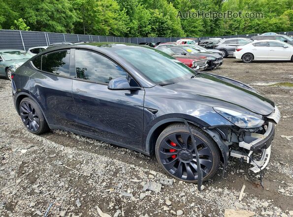 7SAYGDEF7RF043335 2024 TESLA MODEL Gray Առջևի աջ