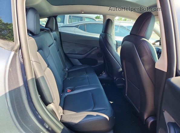 7SAYGDEF8NF546477 2022 TESLA MODEL Gray Вид задніх сидінь