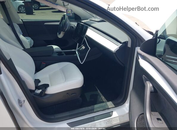 7SAYGDEF8PF702326 2023 TESLA MODEL Y White Սալոնի դիմացի տեսք