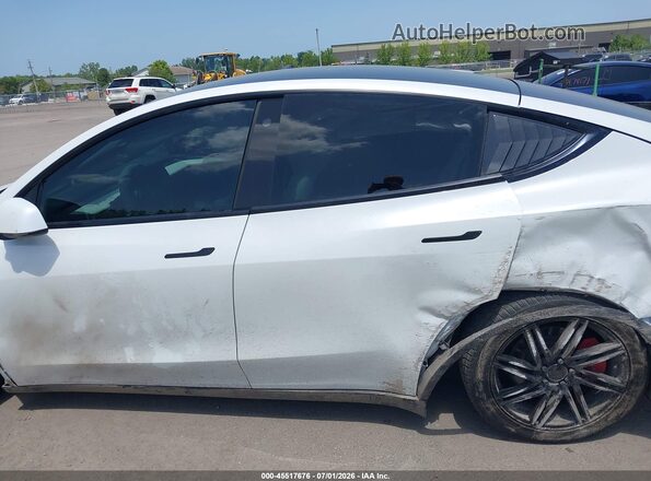 7SAYGDEF8PF702326 2023 TESLA MODEL Y White 