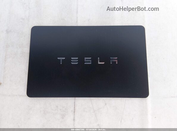 7SAYGDEF8SF265212 2025 TESLA MODEL Y Gray წინა პანელის ხედი