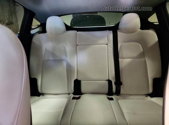7SAYGDEF9NF397660 2022 TESLA MODEL Charcoal უკანა სავარძლების ხედი