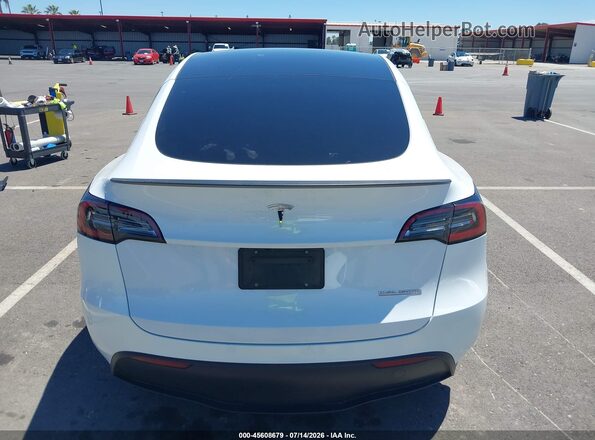 7SAYGDEF9RF081035 2024 TESLA MODEL Y Белый 
