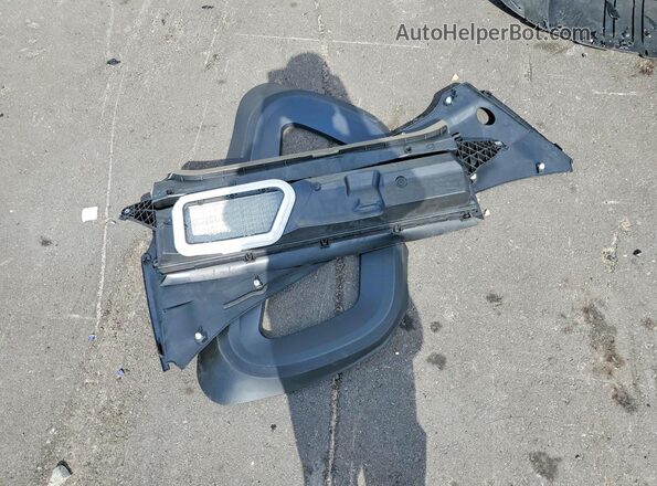 7SAYGDEFXPF763774 2023 TESLA MODEL Black Vista del compartimento del motor