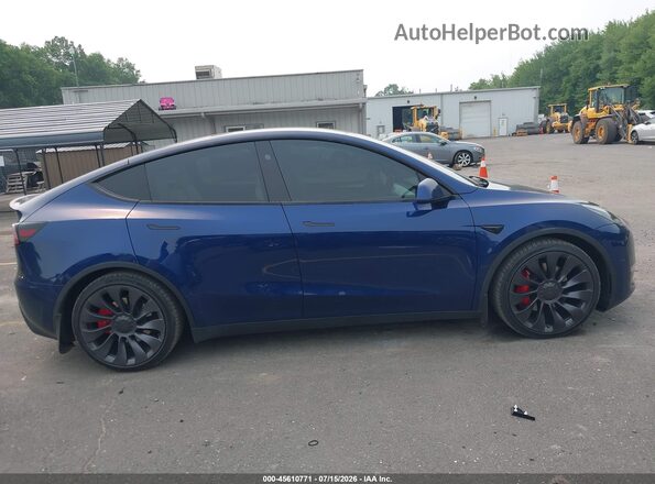 7SAYGDEFXRF026156 2024 TESLA MODEL Y Blue Vista del cuadro de instrumentos