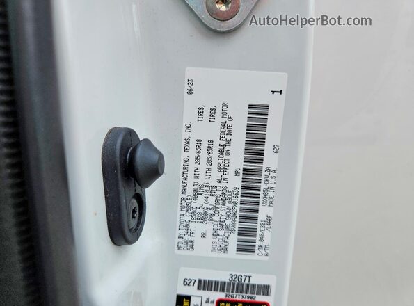 7SVAAABA2PX016639 2023 TOYOTA SEQUOIA White VIN sticker view