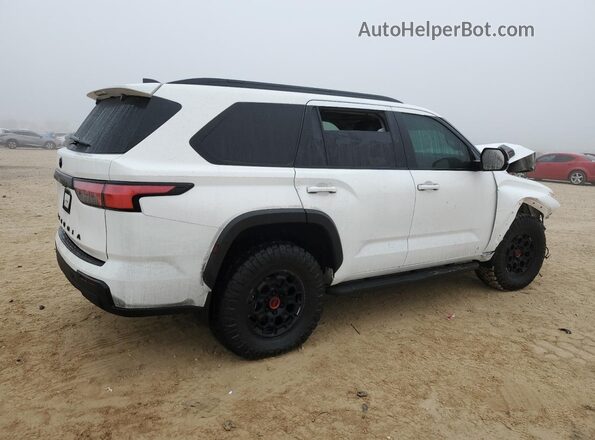 7SVAAABA5PX009815 2023 TOYOTA SEQUOIA White Задня права чверть