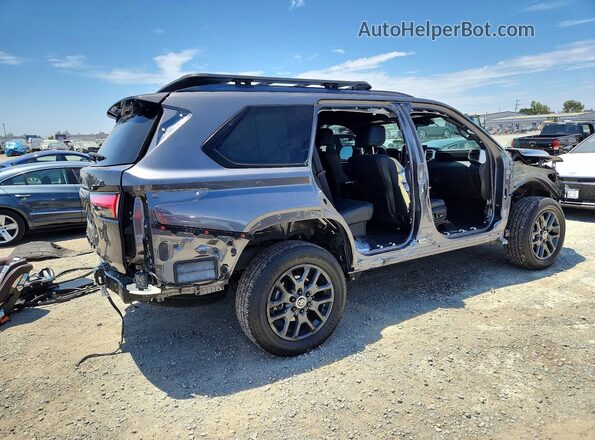 7SVAAABA6RX044043 2024 TOYOTA SEQUOIA Gray უკანა მარჯვენა