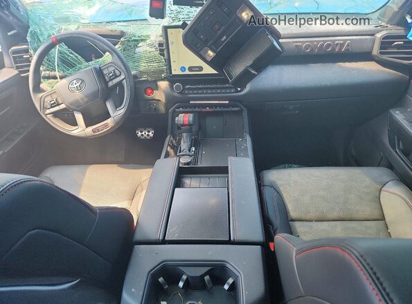 7SVAAABA6SX062113 2025 TOYOTA SEQUOIA Tan წინა პანელის ხედი