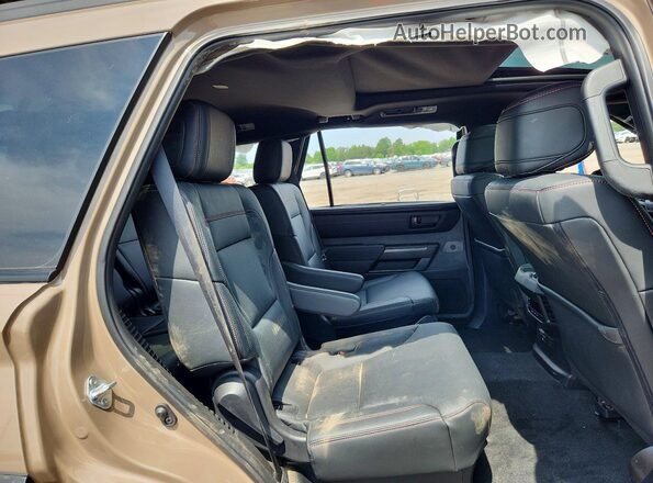 7SVAAABA6SX062113 2025 TOYOTA SEQUOIA Tan უკანა სალონის ხედი