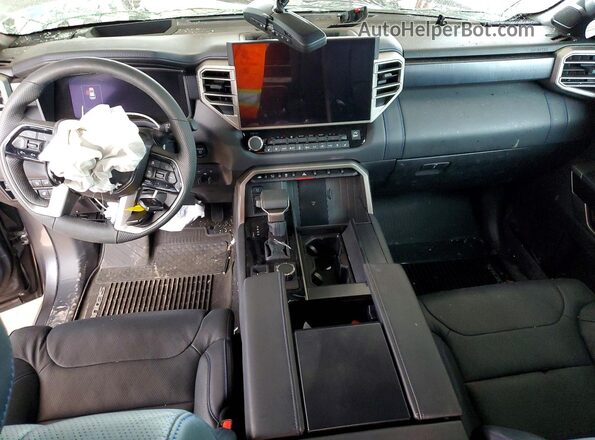 7SVAAABA7TX077138 2026 TOYOTA SEQUOIA Gray Առջևի վահանակի տեսք