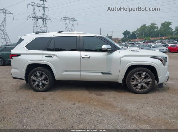 7SVAAABA9PX018761 2023 TOYOTA SEQUOIA White Rear interior view