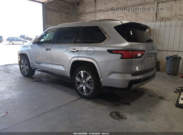 7SVAAABA9RX038026 2024 TOYOTA SEQUOIA Silver Trasero izquierdo