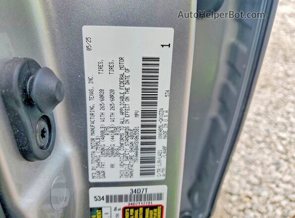 7SVAAABAXSX065581 2025 TOYOTA SEQUOIA Silver სალონის 360-გრადუსიანი ხედი