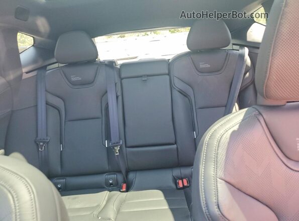 7SYEA3YB2SG032610 2025 POLESTAR 3 Blue Rear seats view
