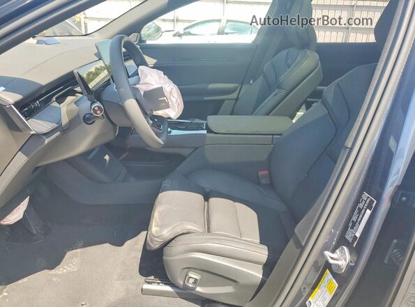 7SYEA3YB2SG032610 2025 POLESTAR 3 Blue Front interior view