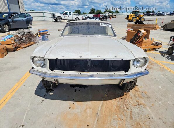 7T01C212686 1967 FORD MUSTANG White Vista frontal