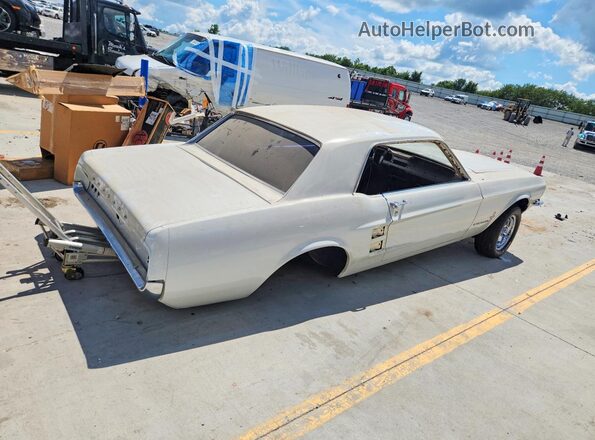 7T01C212686 1967 FORD MUSTANG White Trasero derecho