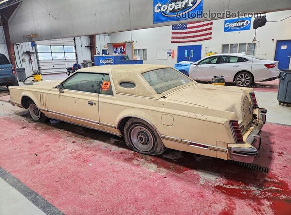 7Y89A884092 1977 LINCOLN CONTINENTA Кремовый Задняя левая четверть