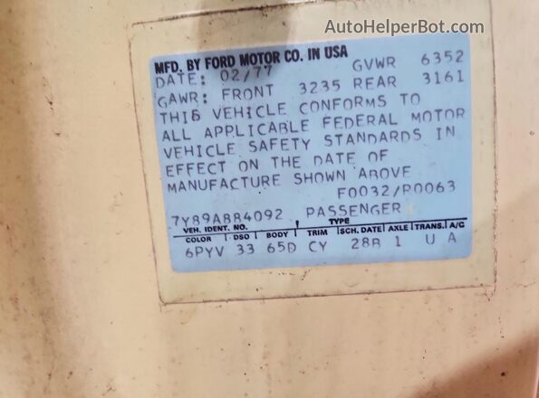 7Y89A884092 1977 LINCOLN CONTINENTA Кремовый Вид подкапотного пространства