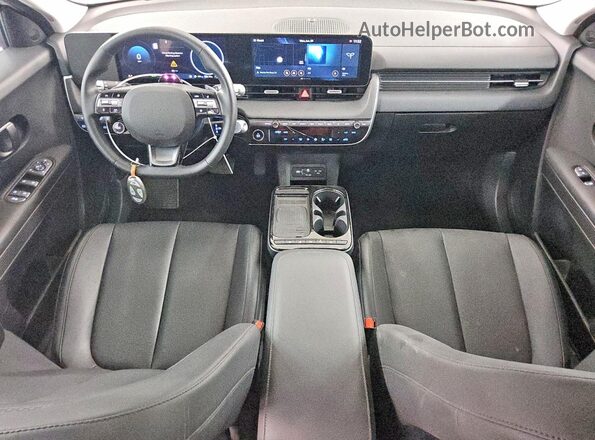 7YAKN4DA7SY014477 2025 HYUNDAI IONIQ Белый Вид панели приборов