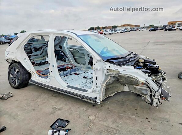 7YAKN4DA7SY029416 2025 HYUNDAI IONIQ White Przód prawy