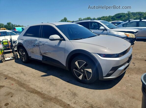 7YAKNDDC0TY063832 2026 HYUNDAI IONIQ Gray Delantero derecho